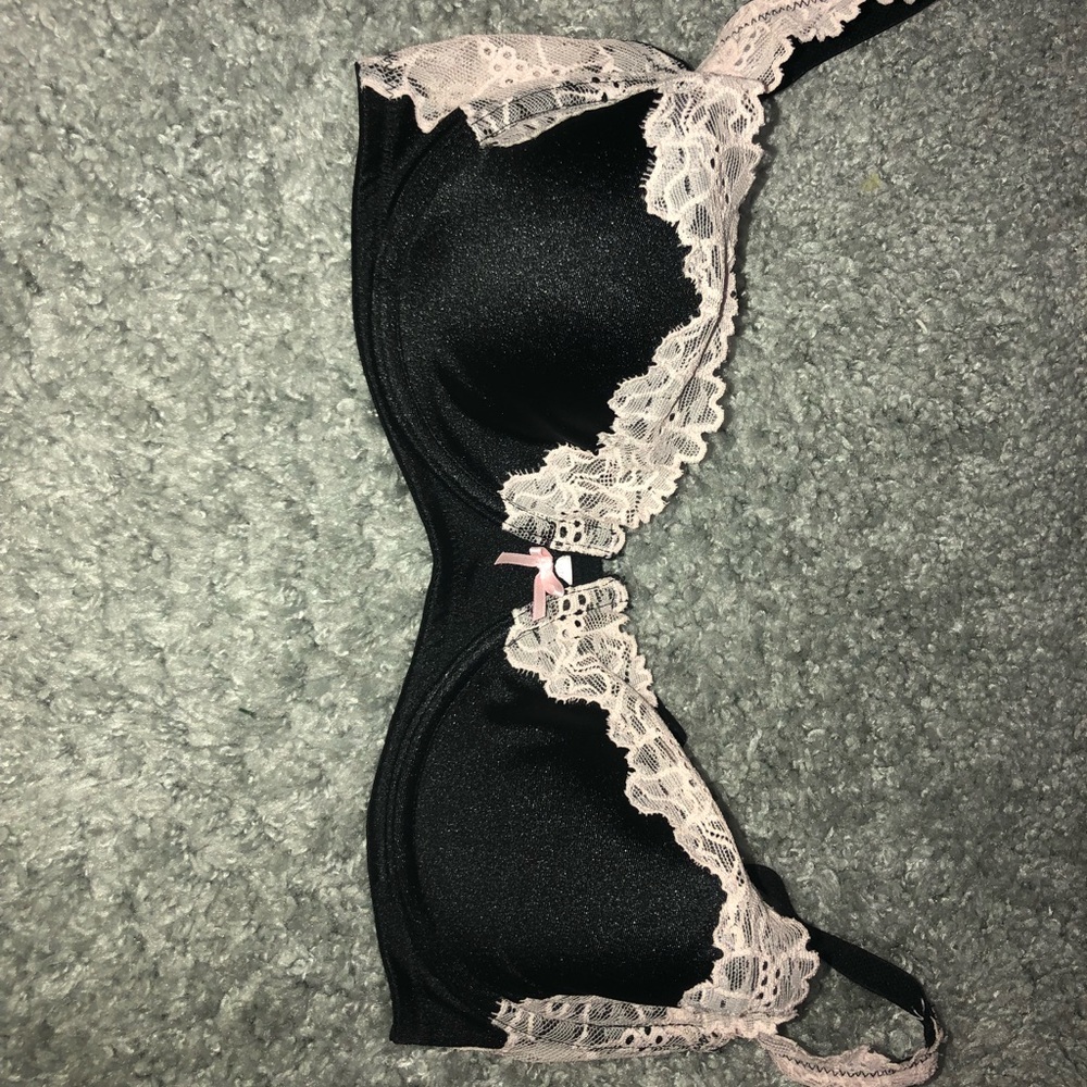 Victoria’s Secret bra